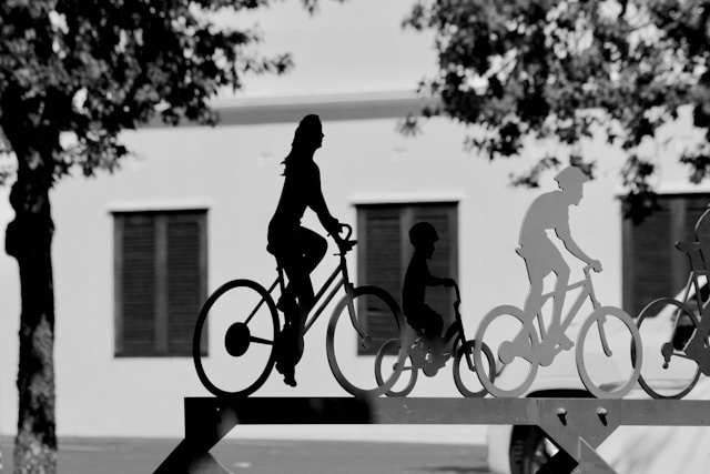 Meeting with the mayor from a passionate group of local residents who wish to ensure safe and secure cycling for all around Stellenbosch.